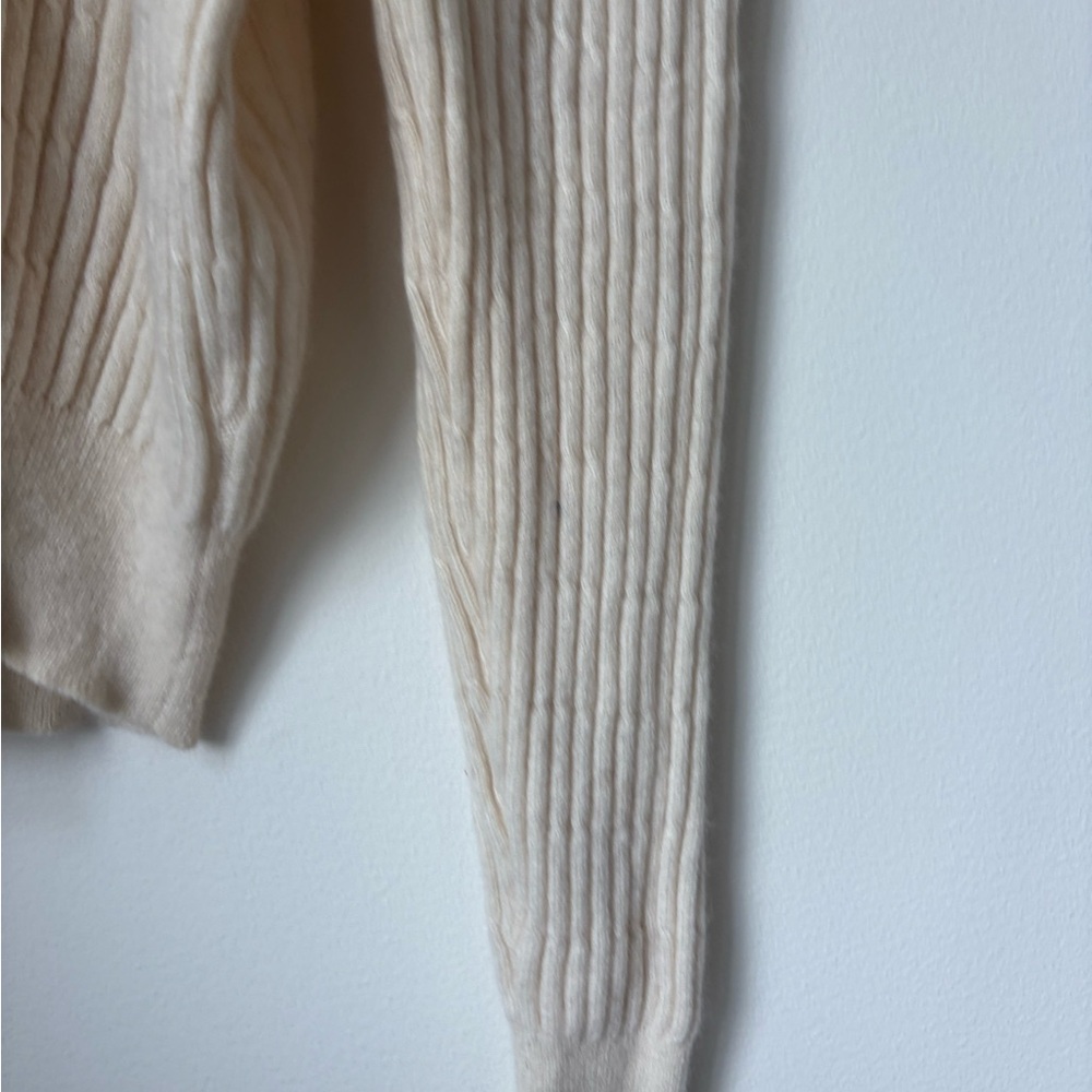 VINTAGE Cashmere Ribbed Sweater - Picture 5 of 7